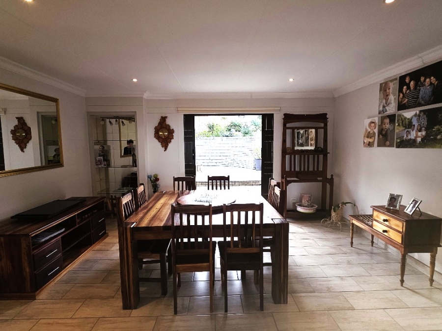 3 Bedroom Property for Sale in Dana Bay Western Cape
